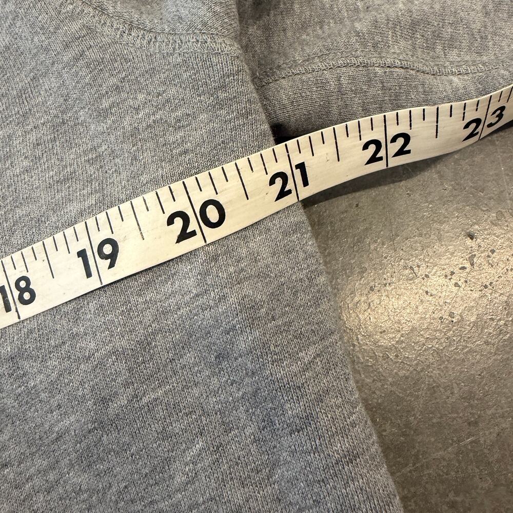 Vintage Y2k Burberry London Rainy Cloud Grey Crewneck Embroidered Sweater Medium - Picture 5 of 6